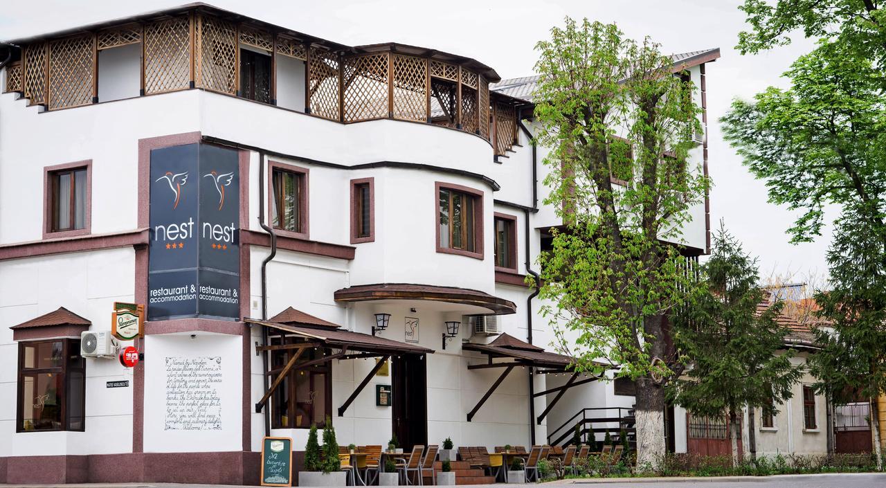 Nest Hotel Drobeta Turnu Severin Buitenkant foto