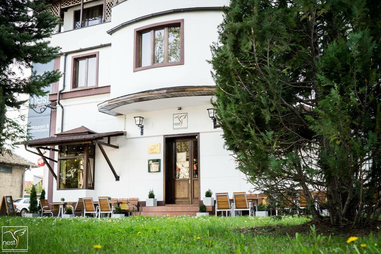 Nest Hotel Drobeta Turnu Severin Buitenkant foto